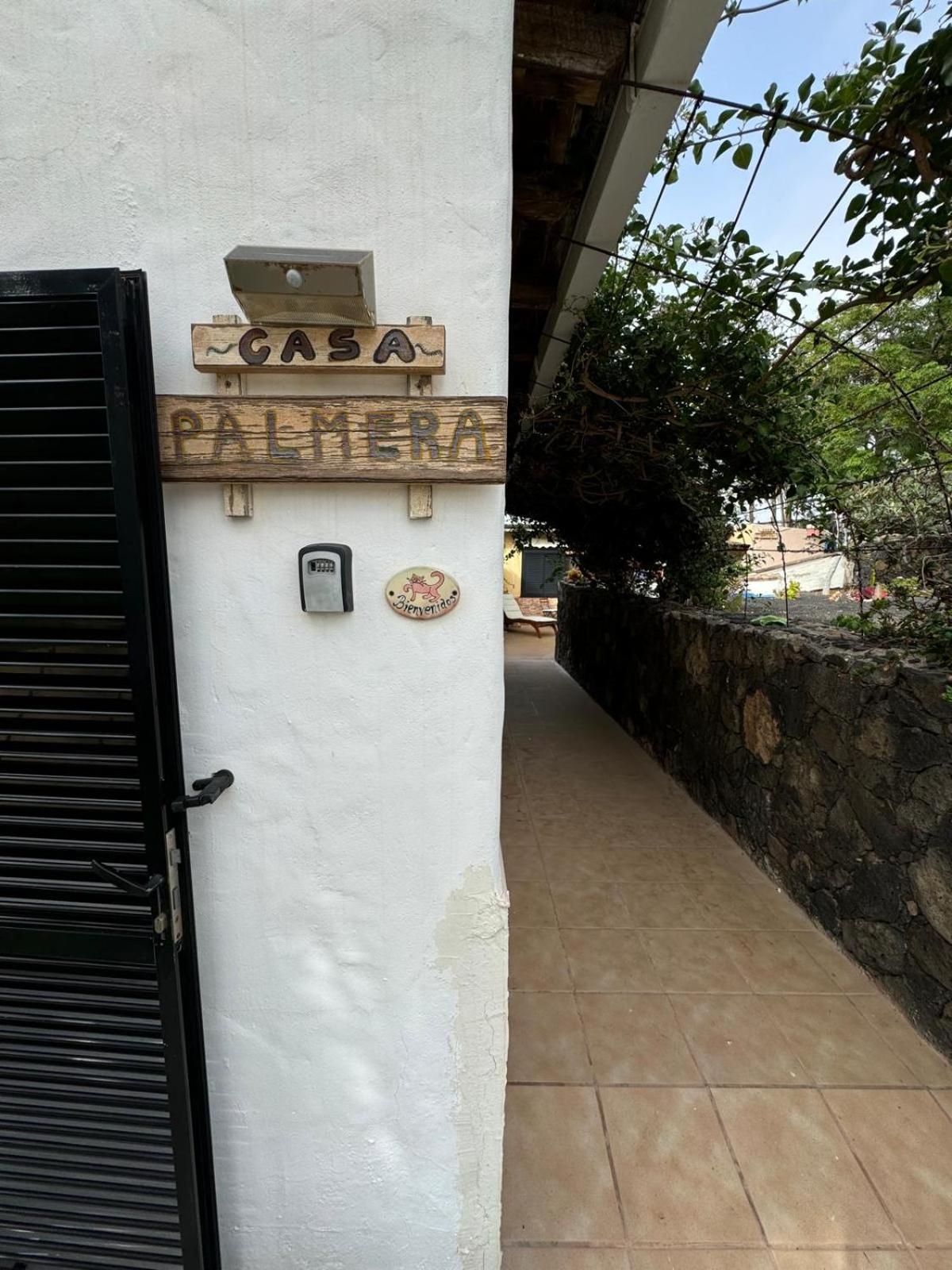 Casa Palmera Y Casa Datil Haria Bilik gambar
